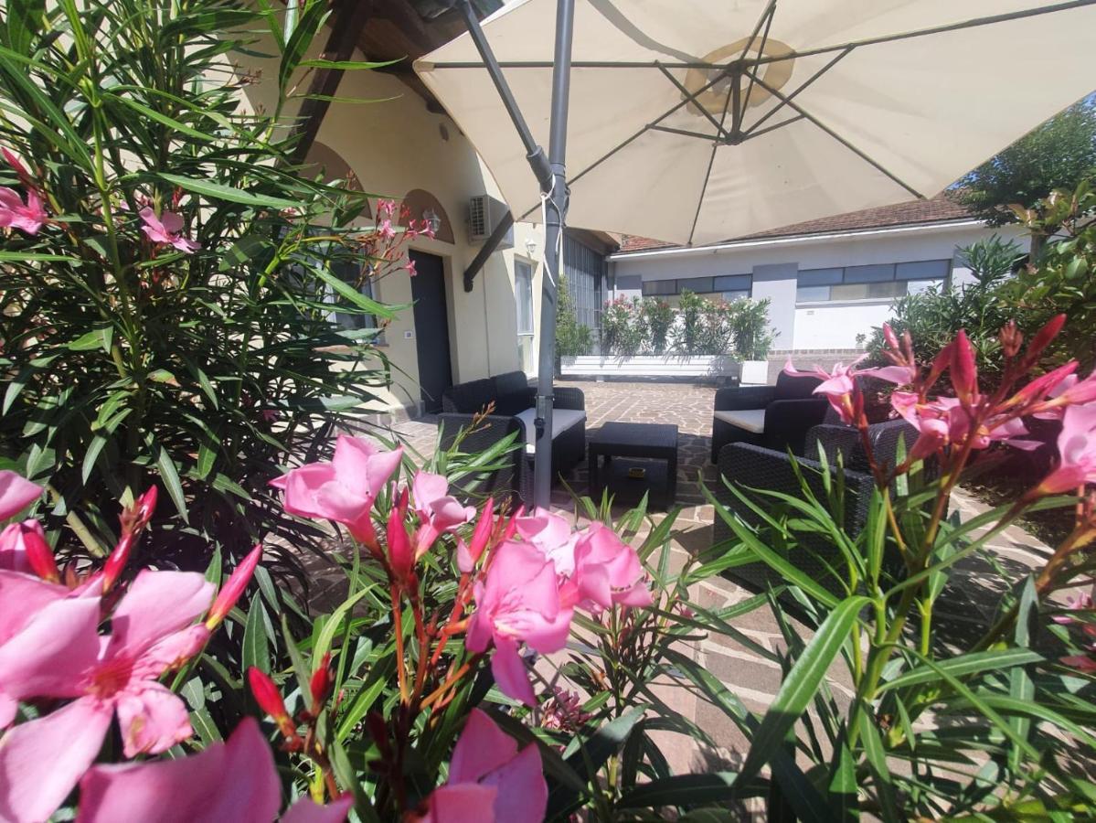 Agriturismo Monteroseo Bedizzole Exterior photo